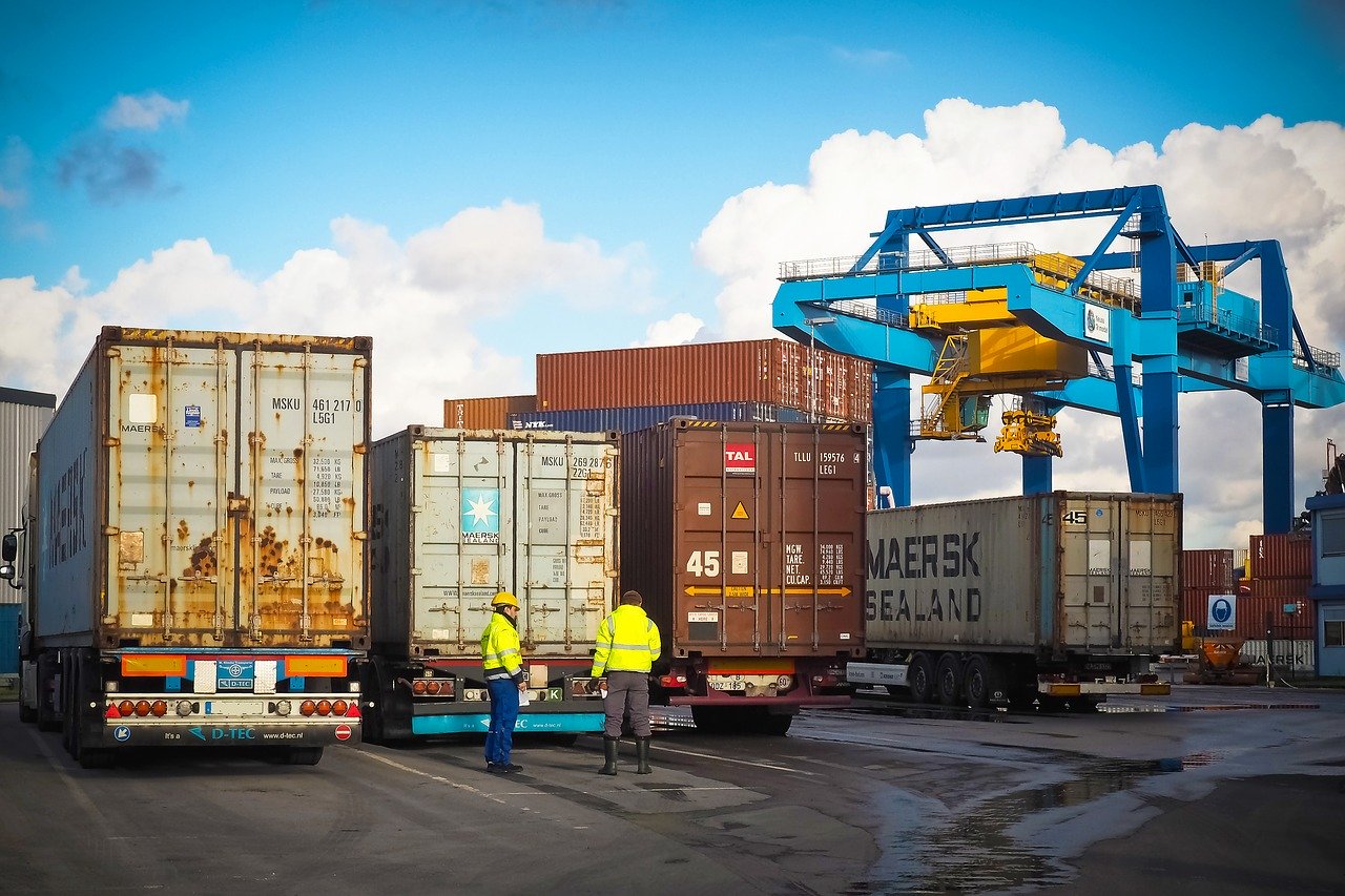 container 3857611 1280 - Import towarów z Chin – podatkowe studium przypadku