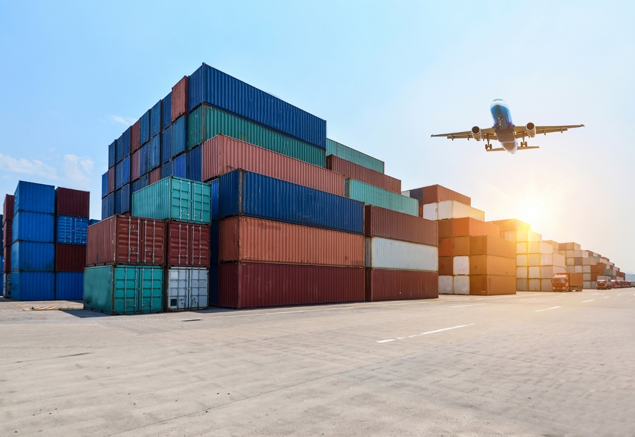 przemyslowy port i stoczni kontenerowy - INTRASTAT 2024 r. podstawowe obowiązki i nowe limity