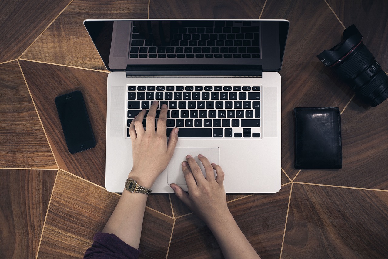 laptop-1842297_1280